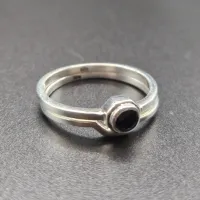 Kairo - Stacked Silver Onyx Bond Rings
